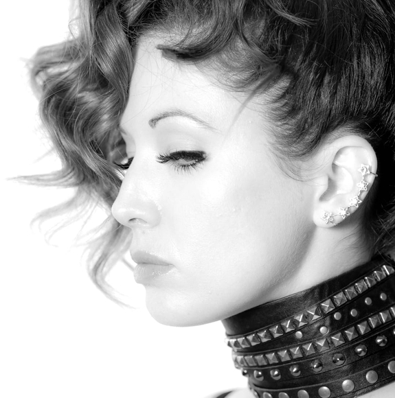 Meet your Posher, Camille - Picture 1 of 1